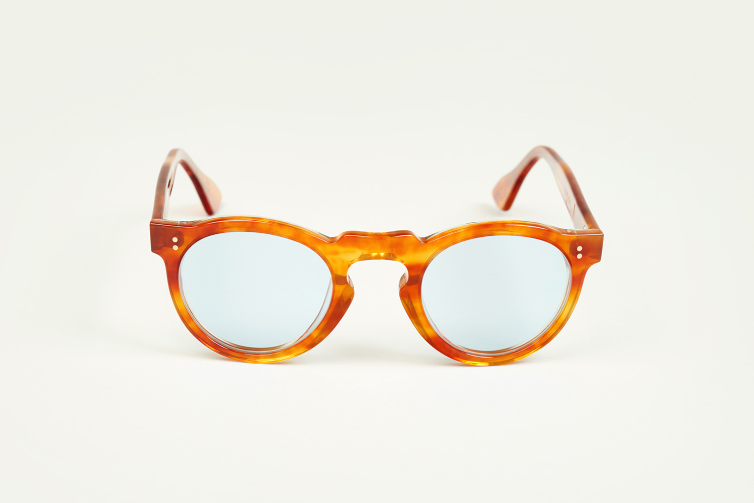 Clan - Lesca Lunetier - Createurs de Lunettes