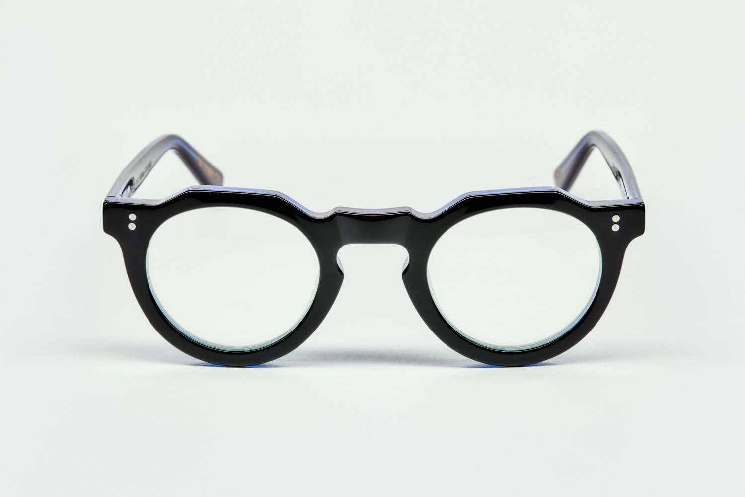 PICA-BLKBLUE-F-TRANSPARENT