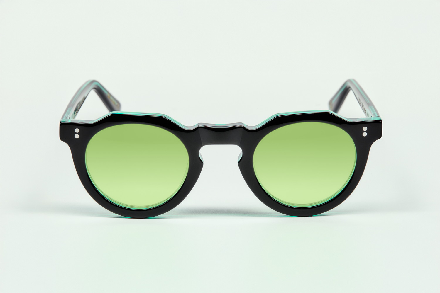 PICA-BLKGREEN-F-VERRE-VERT-CLAIR-MINERAUX