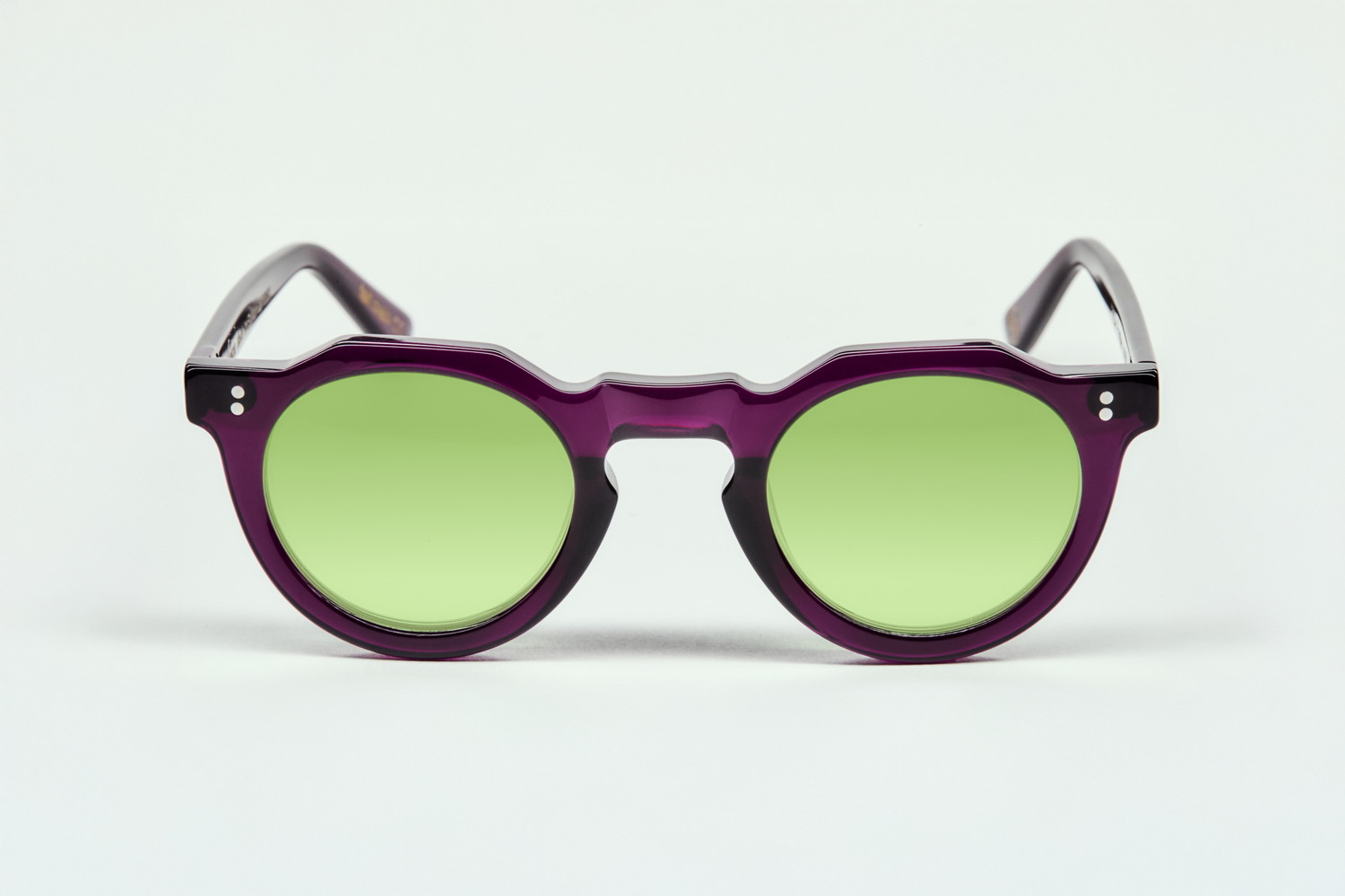 PICA-purple-F-VERRE-VERT-CLAIR-MINERAUX