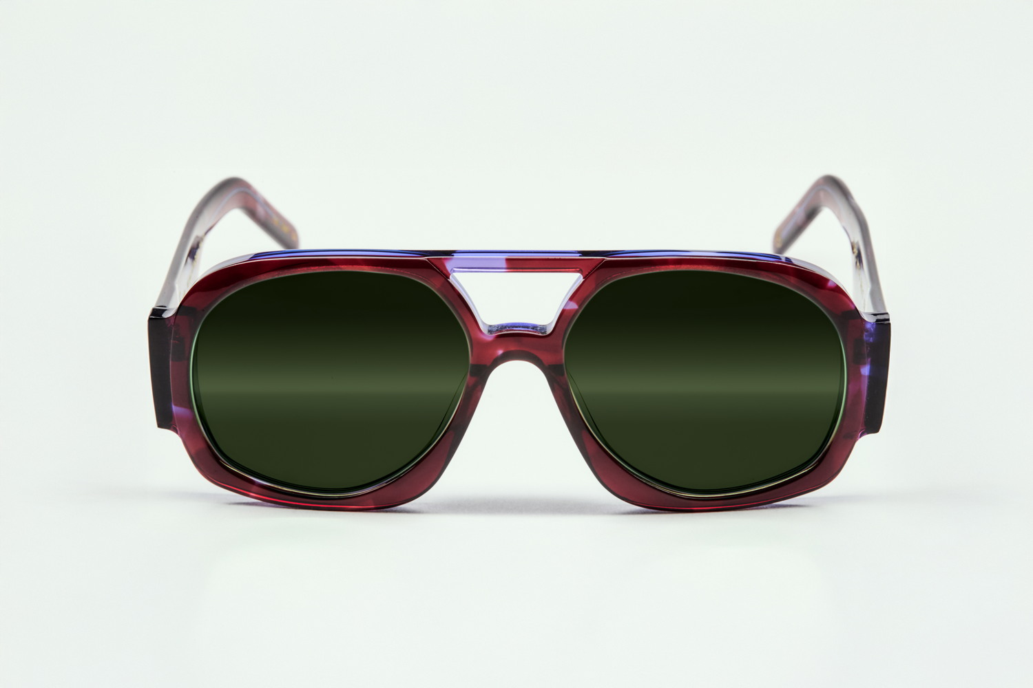 TUPAC-LTD19B-F-VERTFONCE-VERRE-MINERAUX-POLARISANT