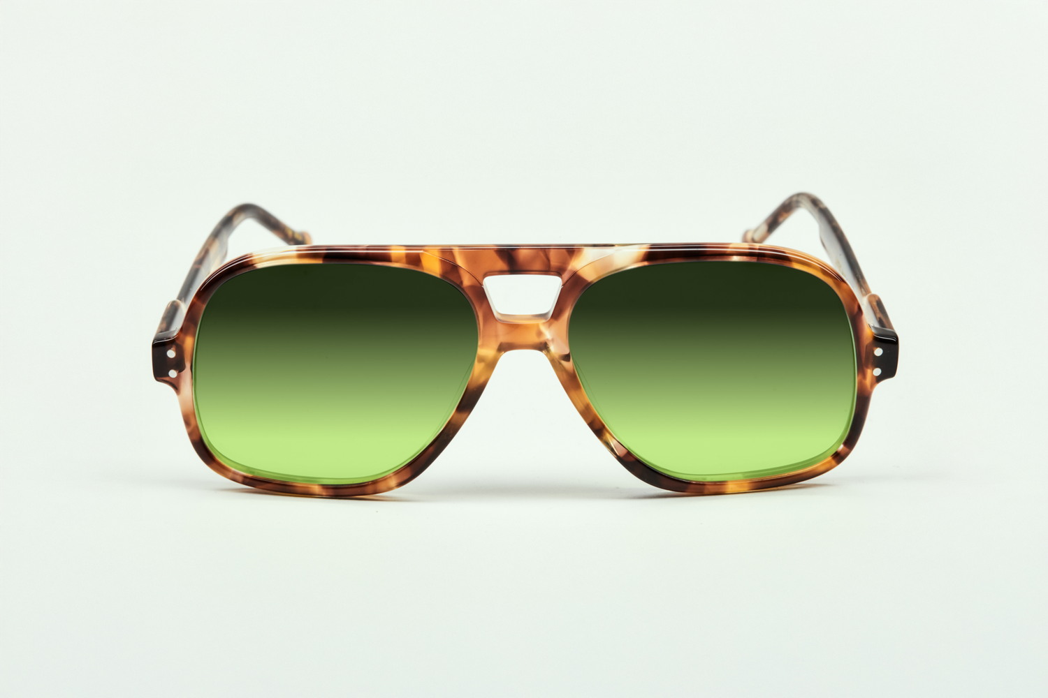 LOTUS-LTD17-F-VERT-CLAIR-DEGRADE-MINERAUX