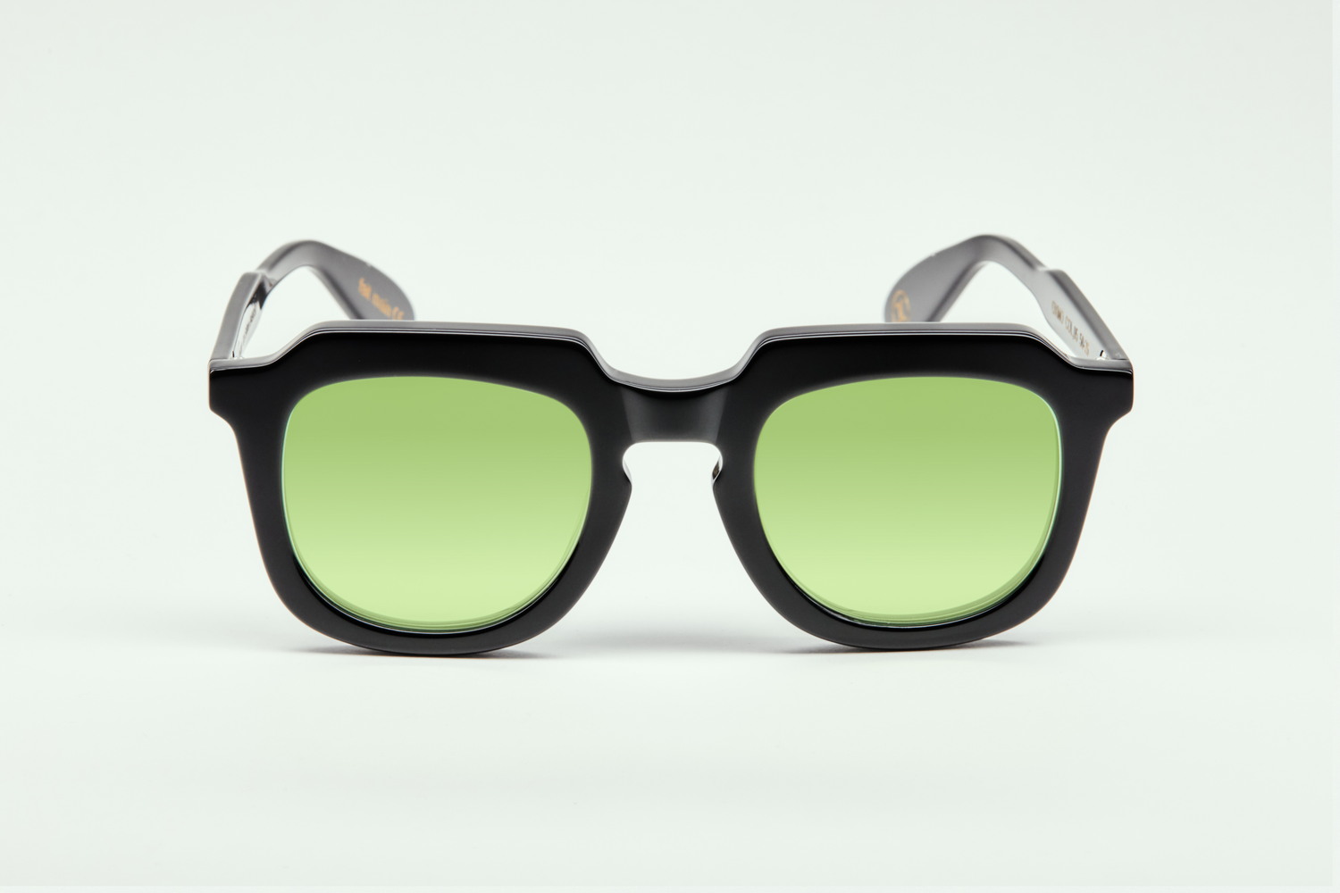 OXMO-5-F-VERRE-VERT-CLAIR-MINERAUX