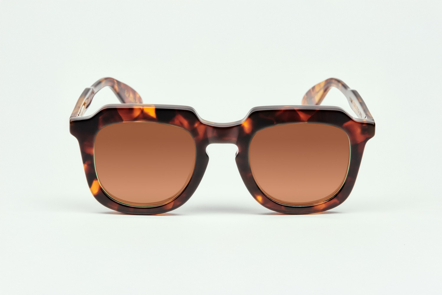 OXMO-LTD32-F-VERRE-ROSE-MINERAUX