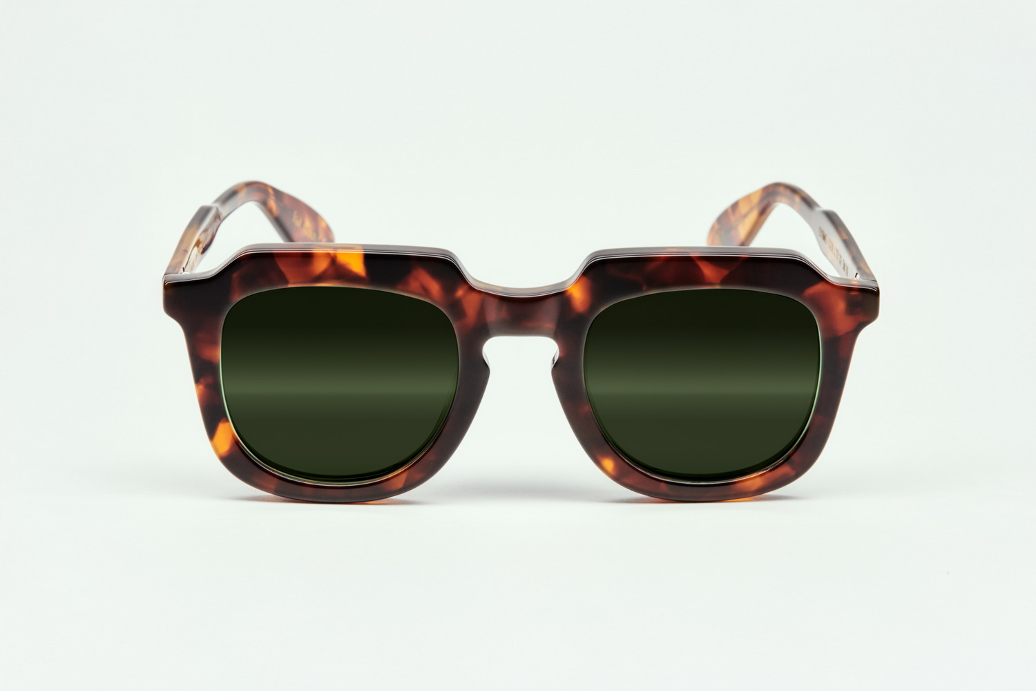 OXMO-LTD32-F-VERTFONCE-VERRE-MINERAUX-POLARISANT