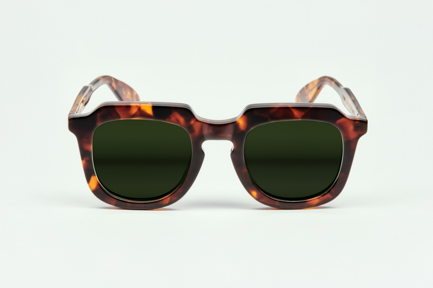 OXMO-LTD32-F-VERTFONCE-VERRE-ORGANIQUE